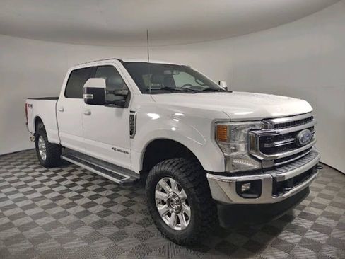 Used 2022 Ford F250 Lariat w/ Lariat Value Package AWD/4WD image 8