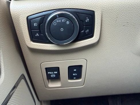 Used 2018 Ford F150 Lariat w/ Equipment Group 502A Luxury AWD/4WD image 26