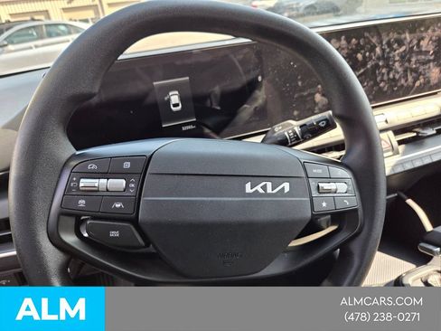 Used 2025 Kia K4 FWD image 21