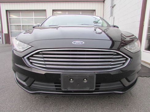 Used 2017 Ford Fusion S image 2
