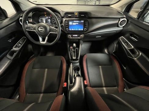 Used 2024 Nissan Versa SR FWD image 17