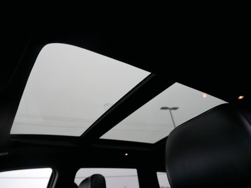 Used 2019 Jeep Grand Cherokee Limited X image 33