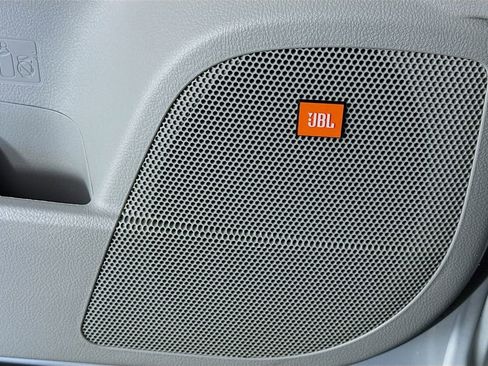 Used 2012 Toyota Highlander Limited image 26