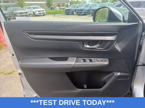 Used 2024 Honda CR-V EX image 10