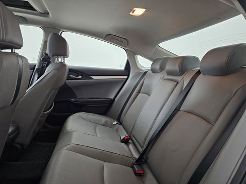 Used 2017 Honda Civic EX-L image 16