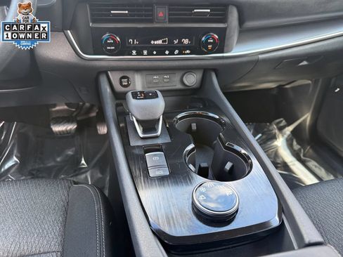 Certified 2024 Nissan Rogue SV AWD/4WD image 13