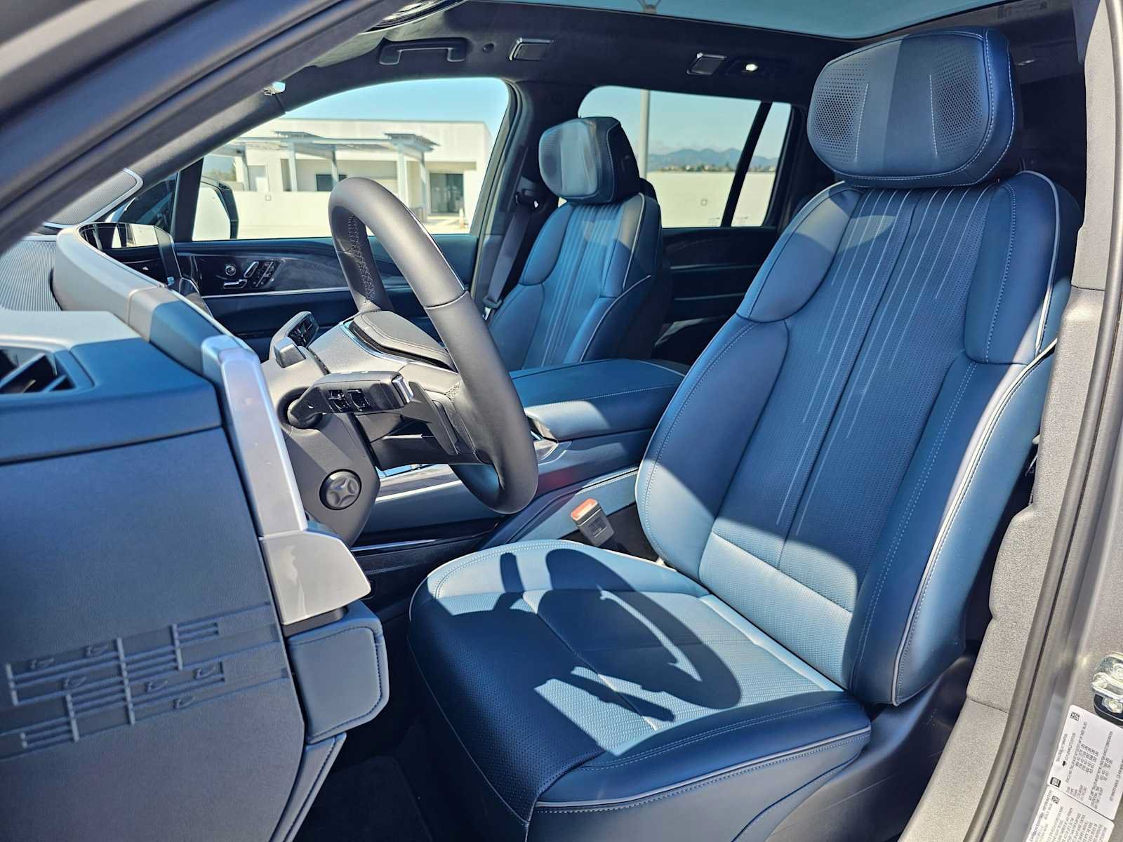 New 2026 Cadillac Escalade IQL Sport 2 w/ LPO, ONYX Package AWD/4WD image 25