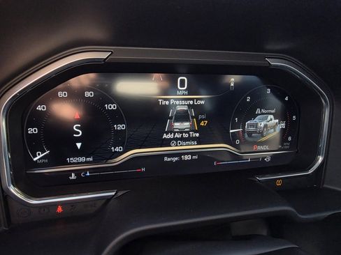 Used 2025 GMC Sierra 2500 Denali w/ Denali Reserve Package image 15