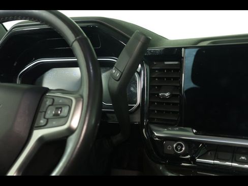 Used 2022 Chevrolet Silverado 1500 LT image 31