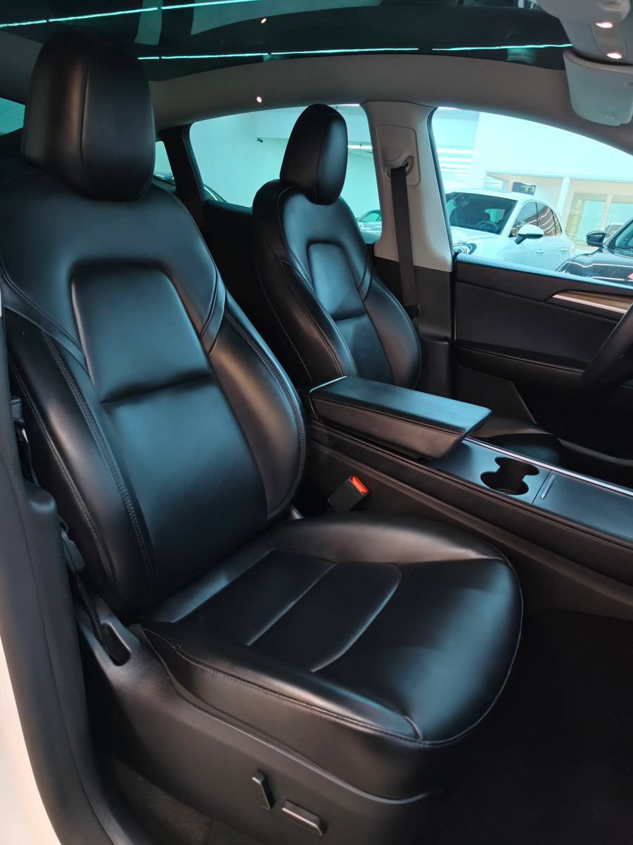 Used 2024 Tesla Model Y Long Range AWD/4WD image 23