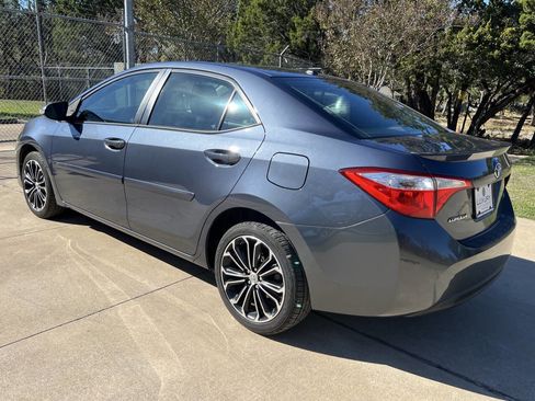 Used 2016 Toyota Corolla S Premium image 7