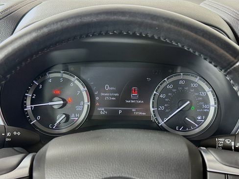 Used 2020 Toyota Highlander Limited image 12