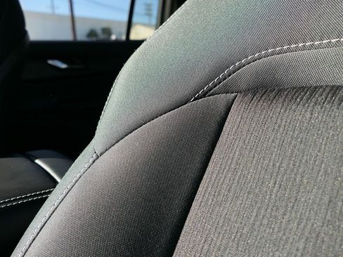 Used 2025 Jeep Grand Cherokee Laredo X w/ Luxury Tech Group I image 10