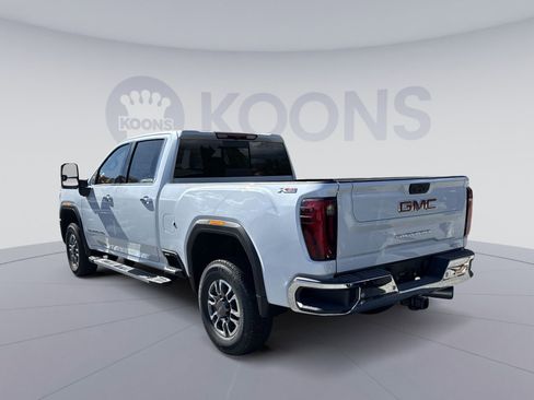 New 2026 GMC Sierra 3500 SLT w/ SLT Premium Package image 4