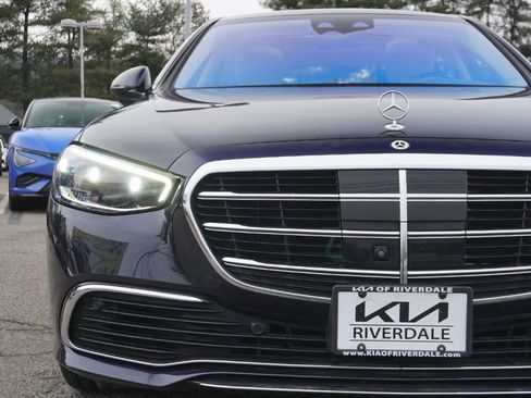 Used 2023 Mercedes-Benz S 580 4MATIC Sedan w/ 3D Technology Package image 20