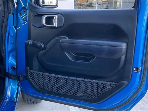 Used 2024 Jeep Gladiator Sport image 22