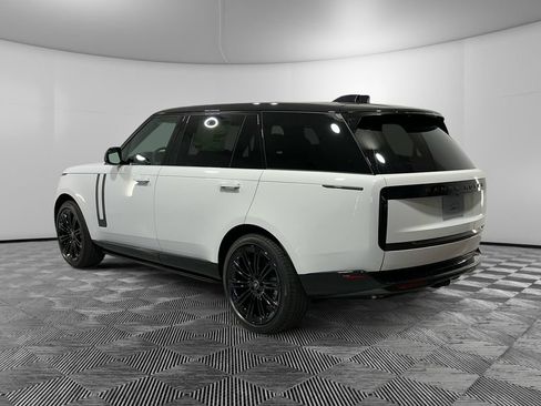 Used 2025 Land Rover Range Rover Long Wheelbase SE AWD/4WD image 3