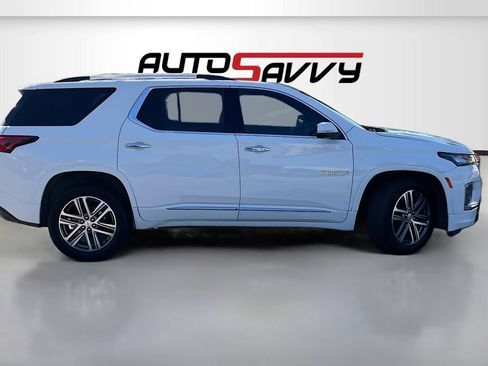 Used 2023 Chevrolet Traverse High Country AWD/4WD image 8