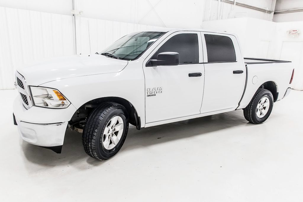 Used 2022 RAM 1500 Classic SLT RWD image 3