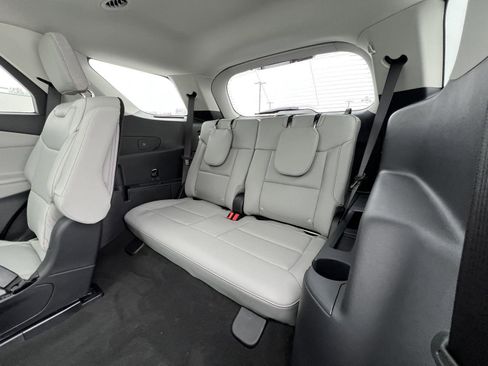 New 2026 Ford Explorer Active w/ Active Comfort Package image 44