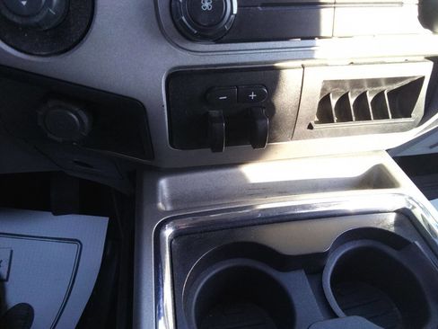 Used 2014 Ford F250 XLT image 24