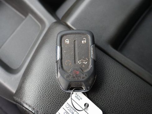 Used 2019 GMC Sierra 1500 Elevation image 18