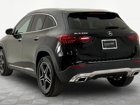 Certified 2026 Mercedes-Benz GLA 250 4MATIC image 4