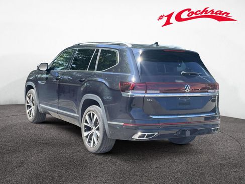 Used 2024 Volkswagen Atlas SEL Premium R-Line AWD/4WD image 9