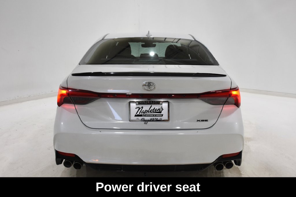 Used 2019 Toyota Avalon XSE w/ All Weather Liner Package FWD image 6