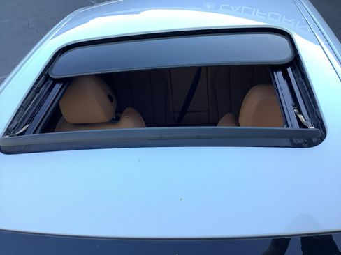 Used 2023 BMW 330e w/ Premium Package image 21