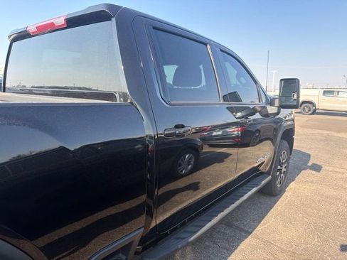 Used 2022 GMC Sierra 2500 AT4 AWD/4WD image 9