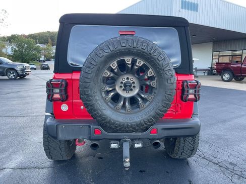 Used 2018 Jeep Wrangler Unlimited Rubicon w/ Steel Bumper Group image 3