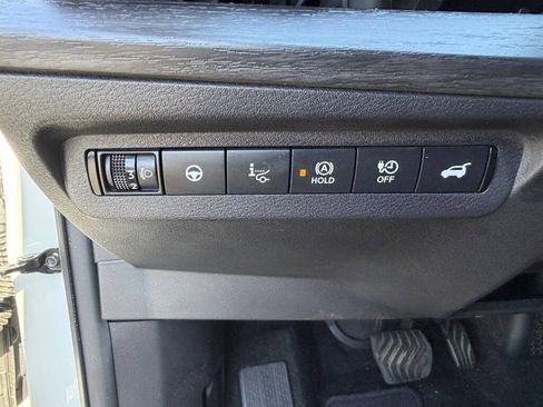 Certified 2023 Nissan Ariya FWD image 23