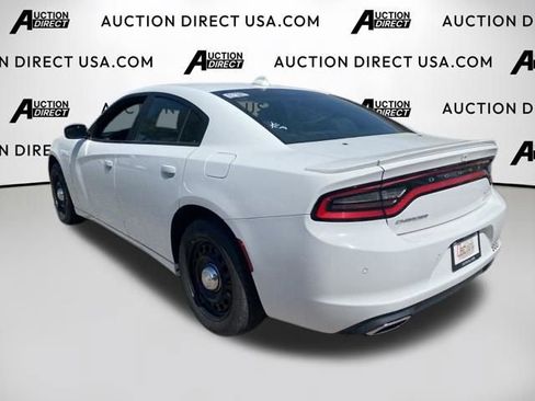 Used 2020 Dodge Charger SXT image 9