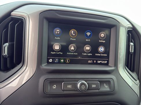 Used 2022 Chevrolet Silverado 2500 Custom w/ Custom Value Package image 19