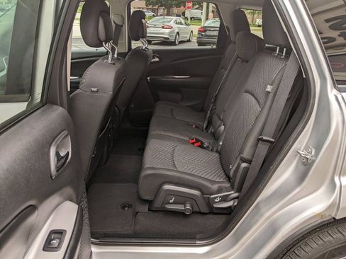 Used 2014 Dodge Journey SXT w/ Flexible Seating Group AWD/4WD image 12
