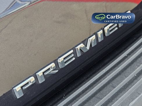 Certified 2025 Chevrolet Suburban Premier AWD/4WD image 15