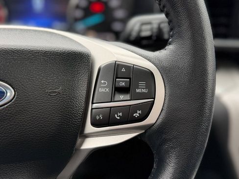 Used 2023 Ford Explorer XLT w/ Equipment Group 202A image 12