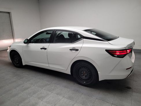 Used 2024 Nissan Sentra S FWD image 3