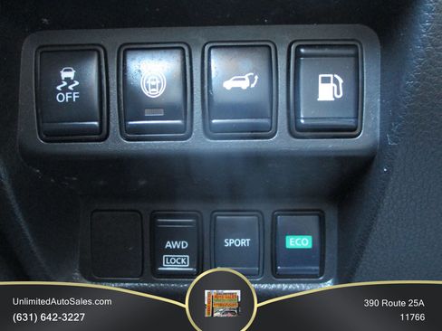 Used 2019 Nissan Rogue SV AWD/4WD image 11