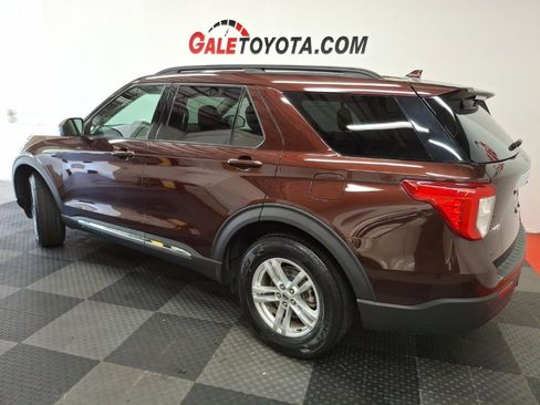 Used 2020 Ford Explorer XLT w/ Comfort Package image 8