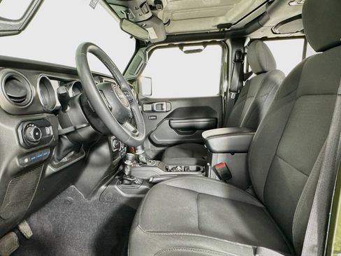 Used 2023 Jeep Wrangler Unlimited w/ Cold Weather Group AWD/4WD image 11