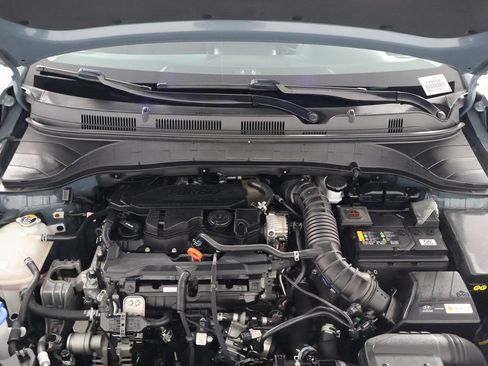 Used 2022 Hyundai Kona Limited w/ Cargo Package FWD image 15