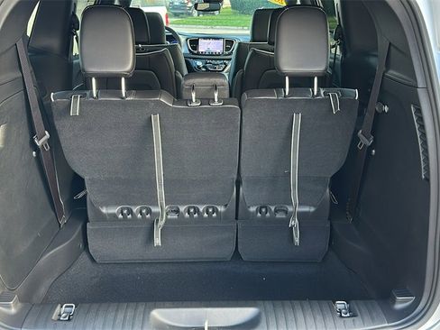 New 2026 Chrysler Pacifica Limited w/ S Appearance Package image 30