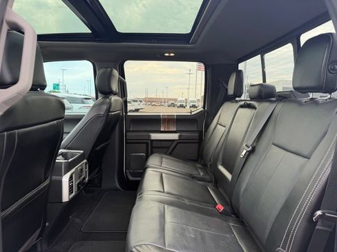 Used 2018 Ford F150 Lariat w/ Equipment Group 502A Luxury AWD/4WD image 17