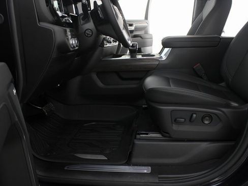 New 2026 GMC Sierra 1500 SLT w/ SLT Premium Plus Package image 18