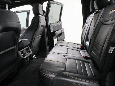 Used 2024 Ford F250 Platinum image 16