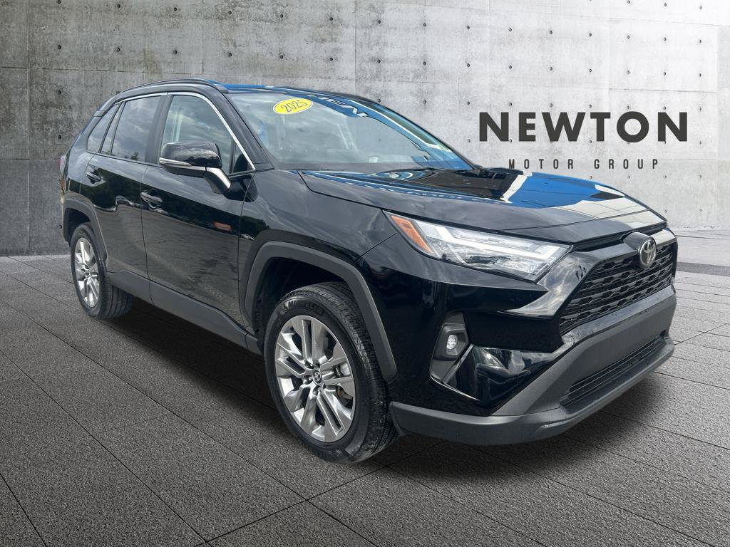 Used 2025 Toyota RAV4 XLE Premium w/ Weather Package AWD/4WD image 1