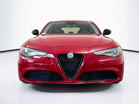 Used 2019 Alfa Romeo Giulia w/ Nero Edizione RWD image 9