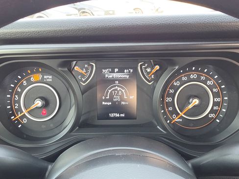 Used 2026 Jeep Wrangler Unlimited Sport AWD/4WD image 17